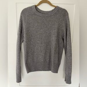J. CREW gray sweater size SMALL